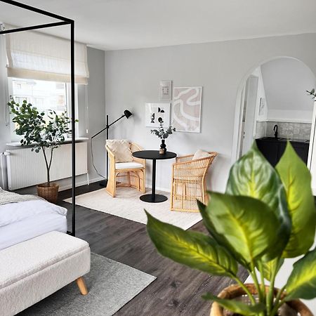 Seaside Rooms - Design-Apartment Mit Balkon & Parkplatz - Inklusive Strandkorb Direkt Am Wasser Und Spa & Sauna Saisonal Büsum Eksteriør bilde